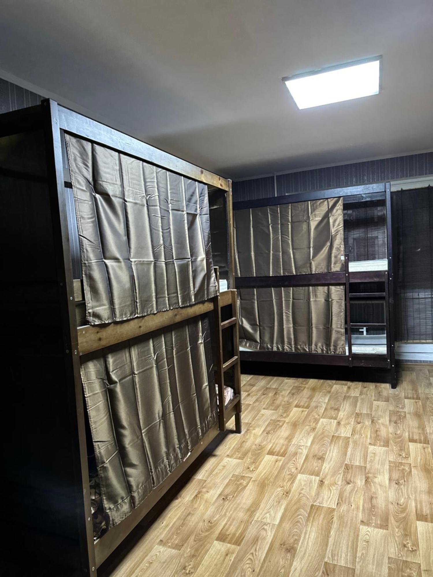 Ararat-Poznyaki Hostel كييف المظهر الخارجي الصورة