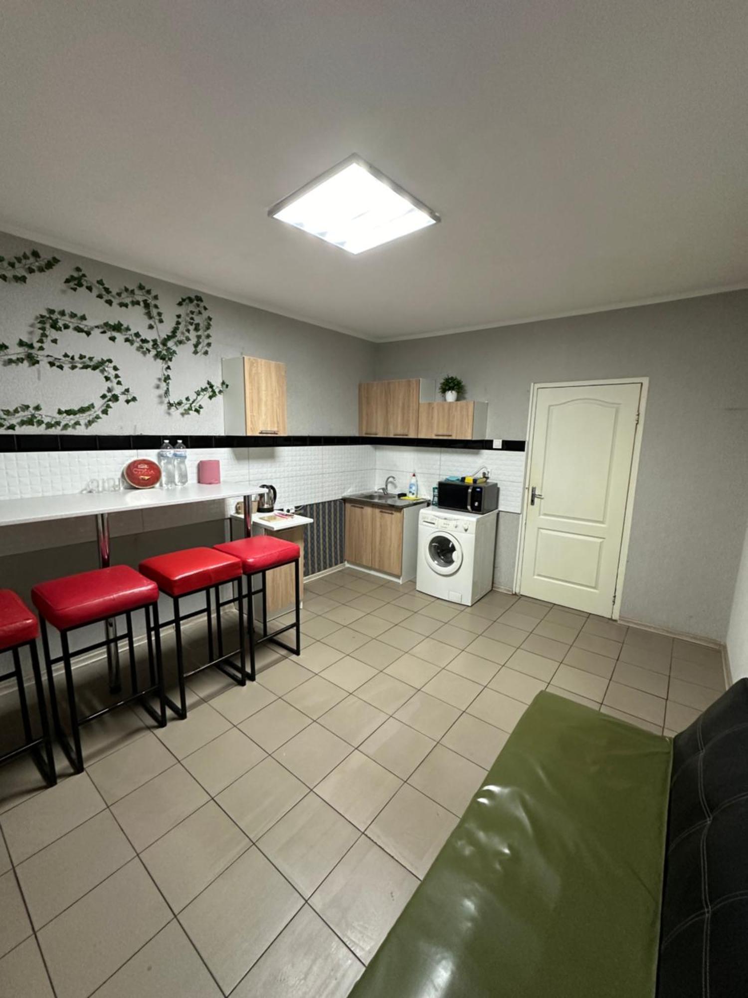 Ararat-Poznyaki Hostel كييف المظهر الخارجي الصورة